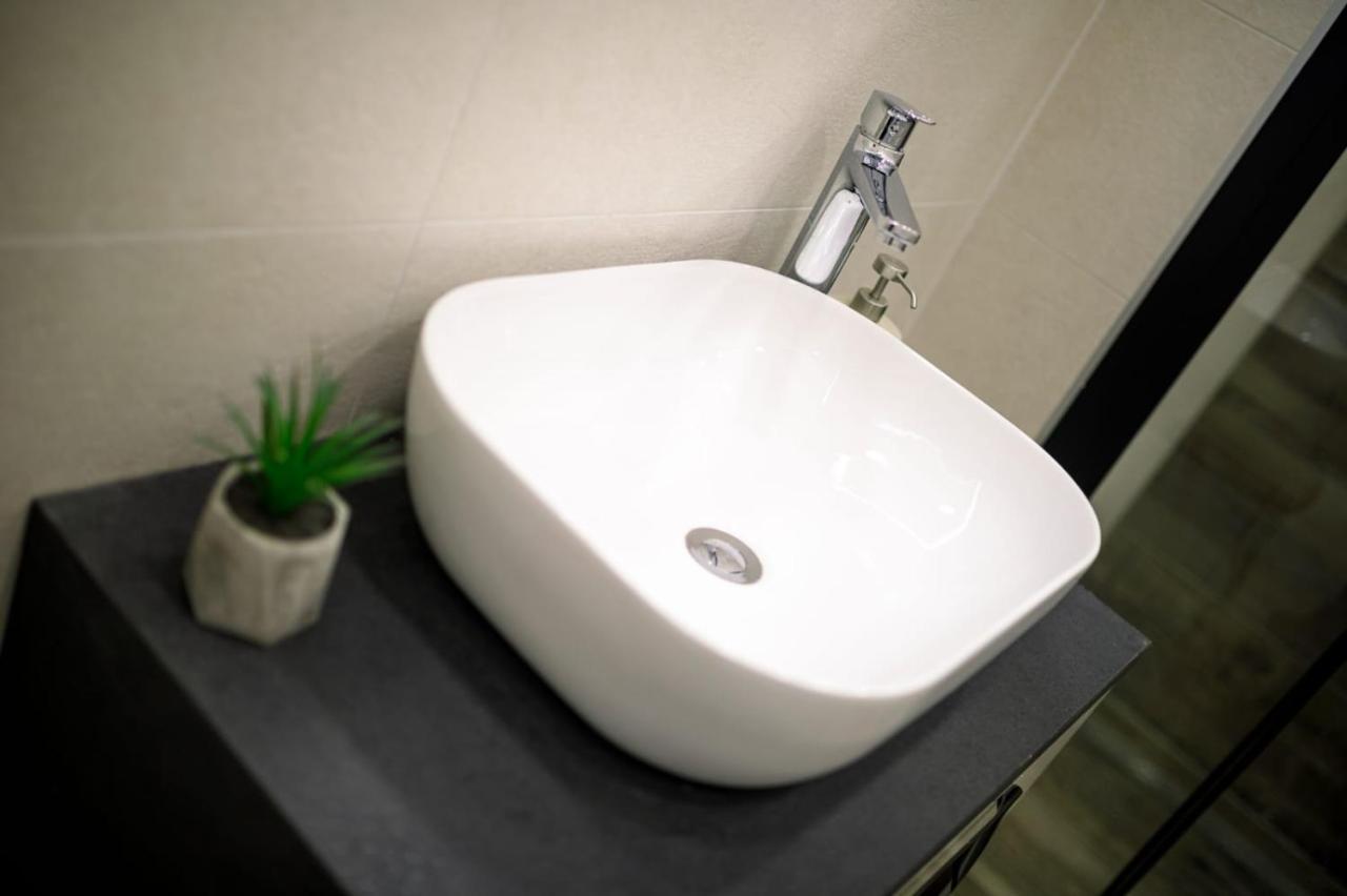 Studio Apartman Leon, Gajeva 7 Zagreb Ngoại thất bức ảnh